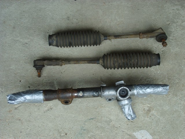 Rescued attachment Steering Rack and Track Rod Ends.jpg